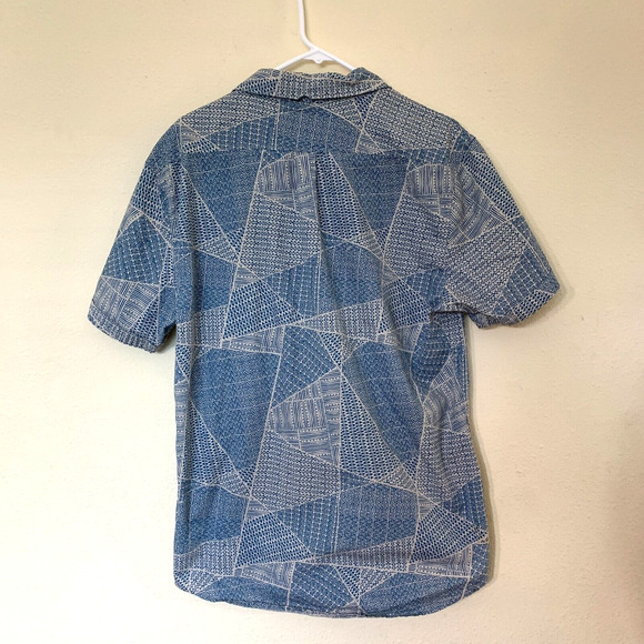 Roark Mens Geometric Aztec Blue Button Up Short Sleeve Shirt Size XL - Picture 2 of 6